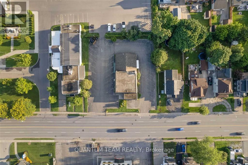 drown view of property